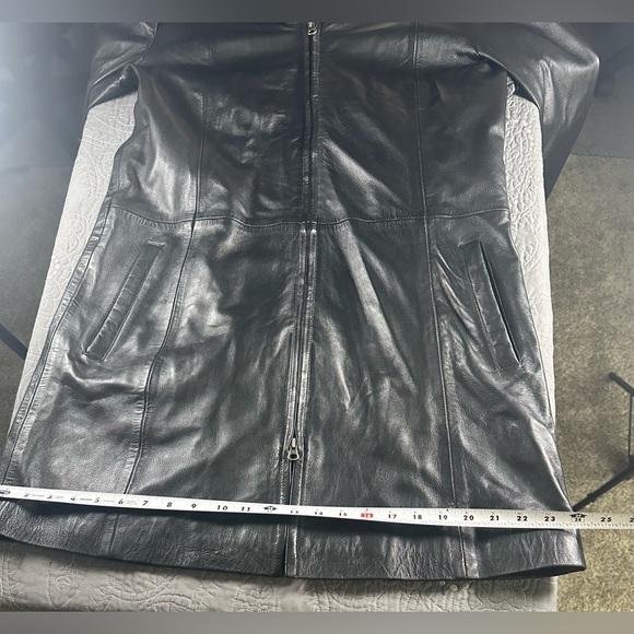 Vera Pelle Women’s Black and Cream Long Leather Zip Up Jacket NWOT Size 50 - Picture 7 of 16